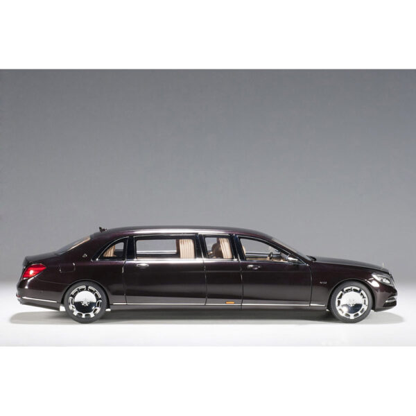 autoart - 1:18 mercedes-maybach s-klasse s600 pullman (dark red metallic)