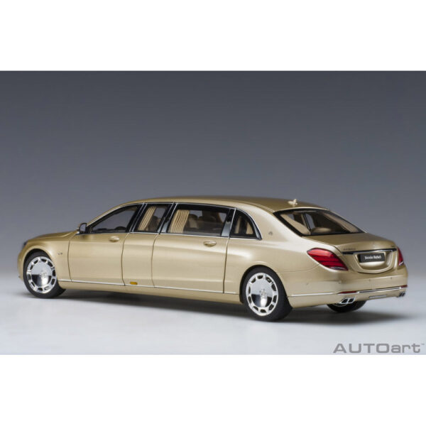 autoart - 1:18 mercedes-maybach s-klasse s600 pullman (gold)