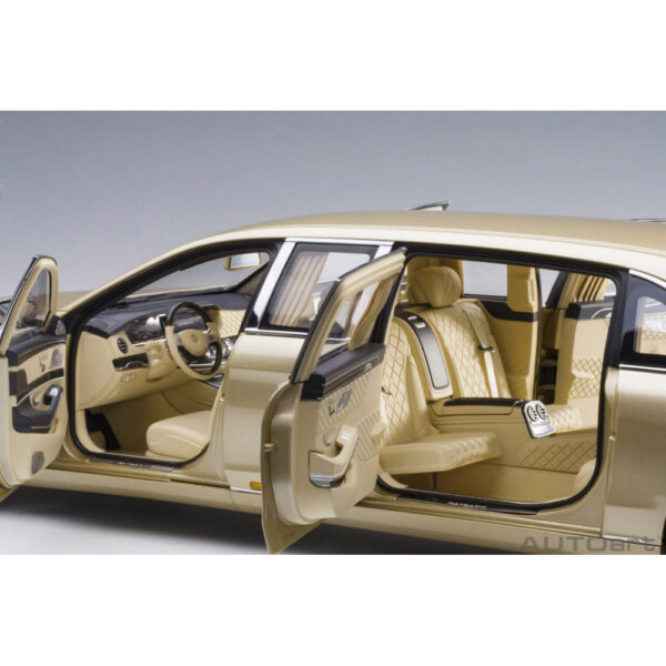 autoart - 1:18 mercedes-maybach s-klasse s600 pullman (gold)