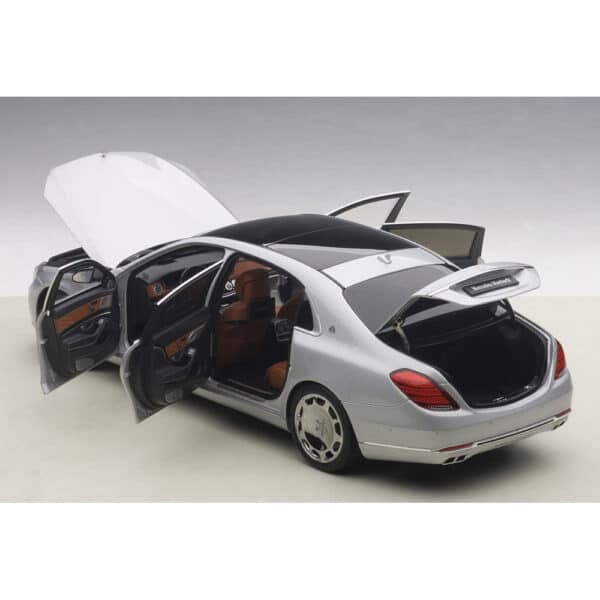 autoart - 1:18 mercedes-maybach s-klasse s600 (swb) (silver)