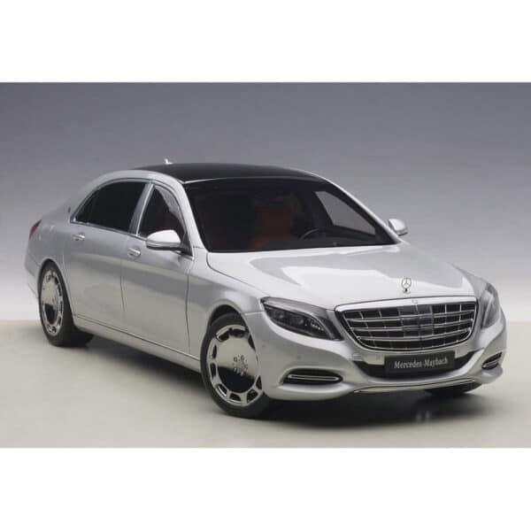 autoart - 1:18 mercedes-maybach s-klasse s600 (swb) (silver)