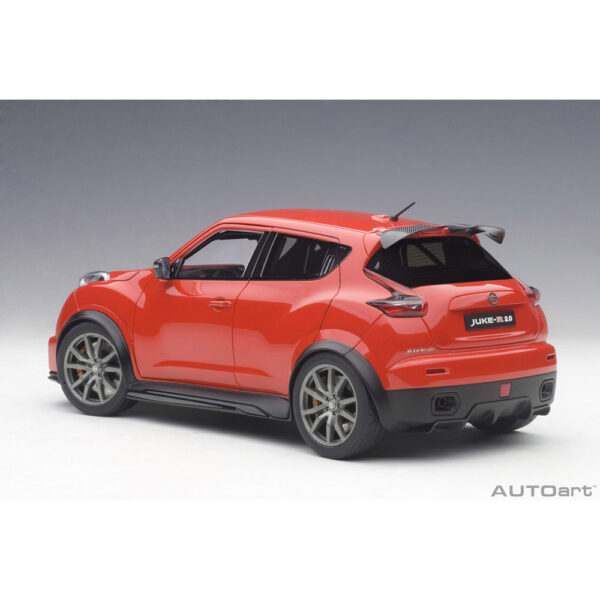 autoart - 1:18 nissan juke-r 2.0 (red)