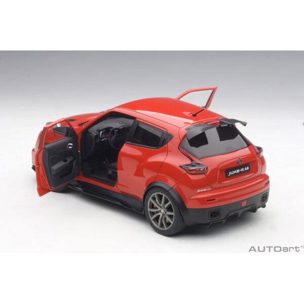 autoart - 1:18 nissan juke-r 2.0 (red)