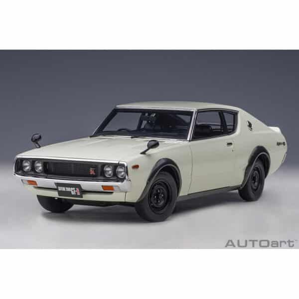 autoart - 1:18 nissan skyline 2000 gt-r (kpgc110) standard version (white)