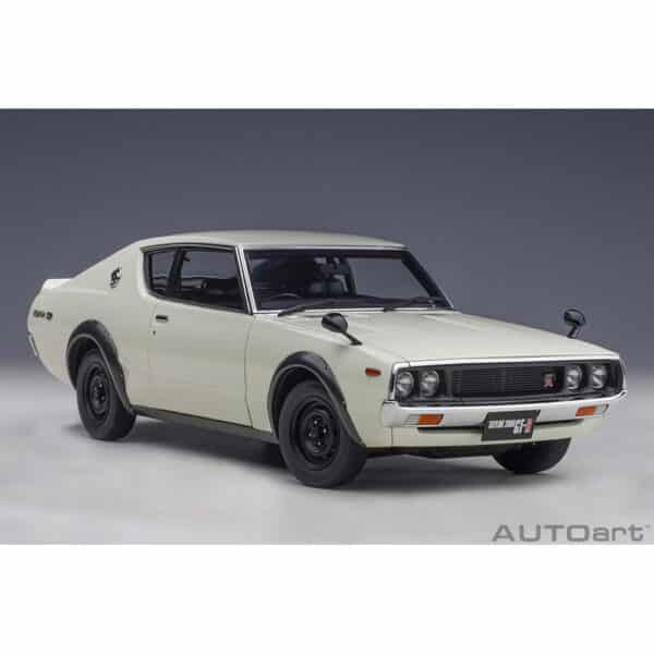 autoart - 1:18 nissan skyline 2000 gt-r (kpgc110) standard version (white)