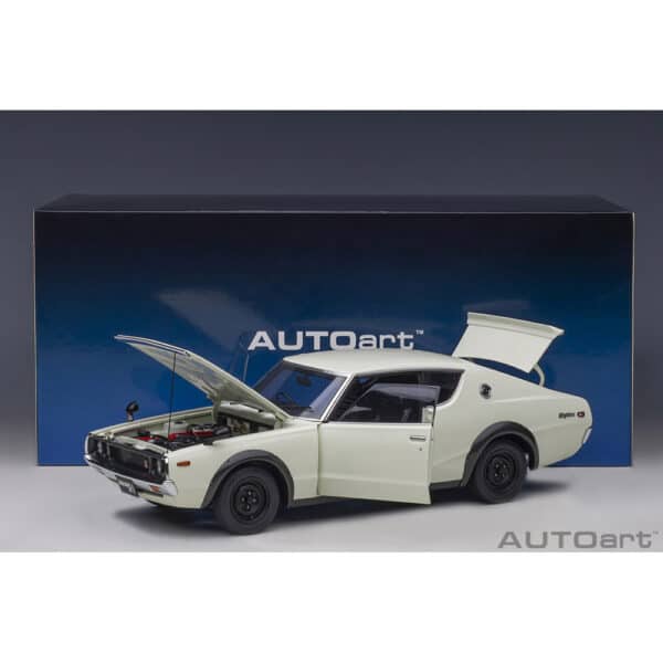 autoart - 1:18 nissan skyline 2000 gt-r (kpgc110) standard version (white)