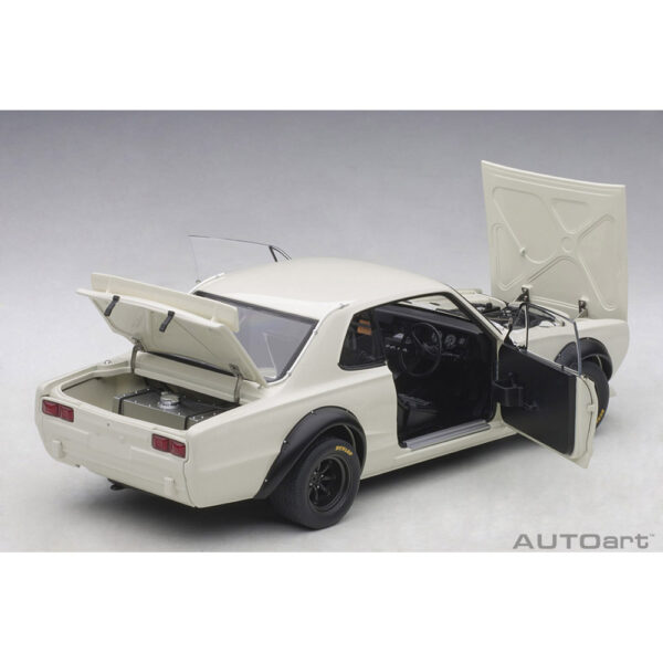 autoart - 1:18 nissan skyline gt-r (kpgc-10) racing 1972 plain body version (white)