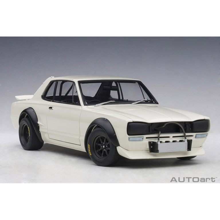 autoart - 1:18 nissan skyline gt-r (kpgc-10) racing 1972 plain body version (white)