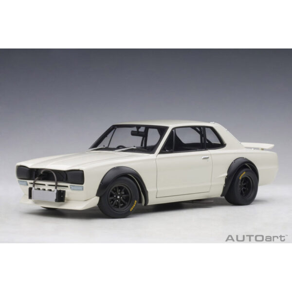 autoart - 1:18 nissan skyline gt-r (kpgc-10) racing 1972 plain body version (white)