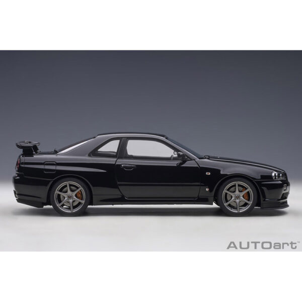 autoart - 1:18 nissan skyline gt-r (r34) v-spec ii (black pearl)