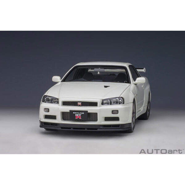 autoart - 1:18 nissan skyline gt-r (r34) v-spec ii (white pearl)