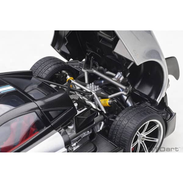 autoart - 1:18 pagani huayra bc (grigio mercurio/carbon)