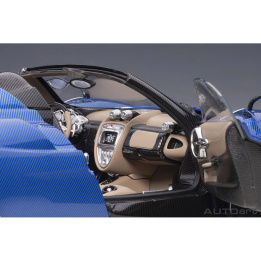 autoart - 1:18 pagani huayra roadster (blue carbon)