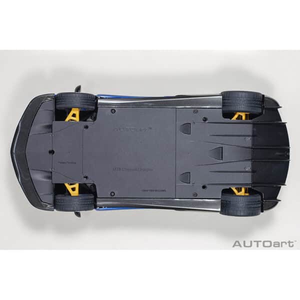autoart - 1:18 pagani huayra roadster (blue carbon)