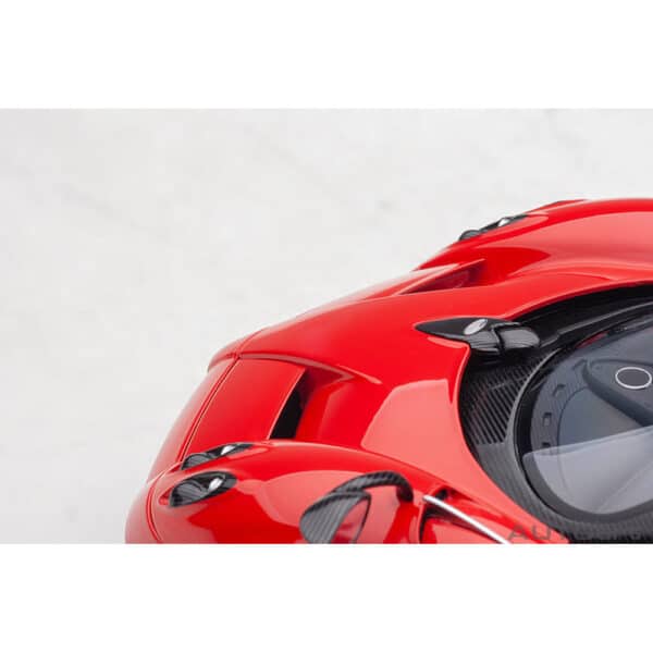 autoart - 1:18 pagani huayra roadster (rosso monza)