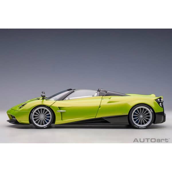 autoart - 1:18 pagani huayra roadster (verde firenze)