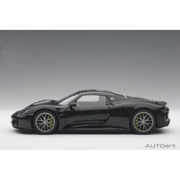 autoart - 1:18 porsche 918 spyder weissach package (basalt black metallic)