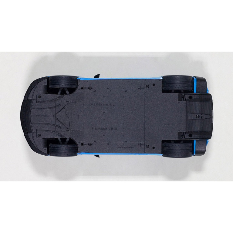 autoart - 1:18 porsche 918 spyder weissach package (riviera blue)
