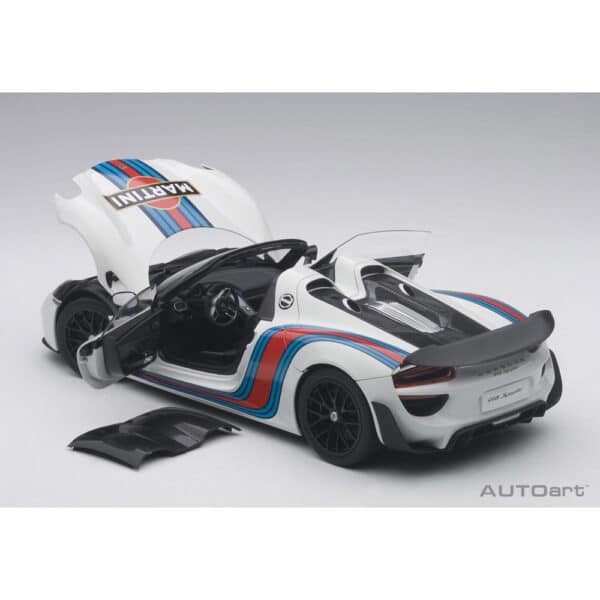 autoart - 1:18 porsche 918 spyder weissach package (white with martini livery)