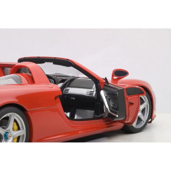 autoart - 1:18 porsche carrera gt (red)