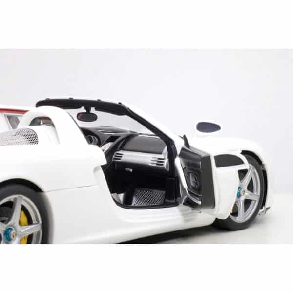 autoart - 1:18 porsche carrera gt (white)