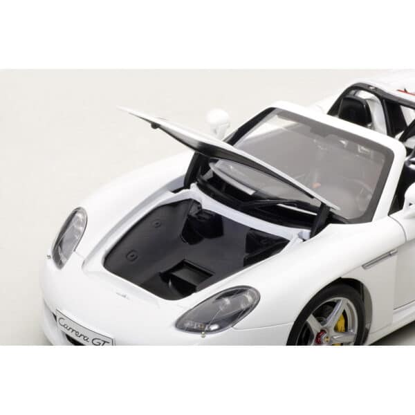 autoart - 1:18 porsche carrera gt (white)