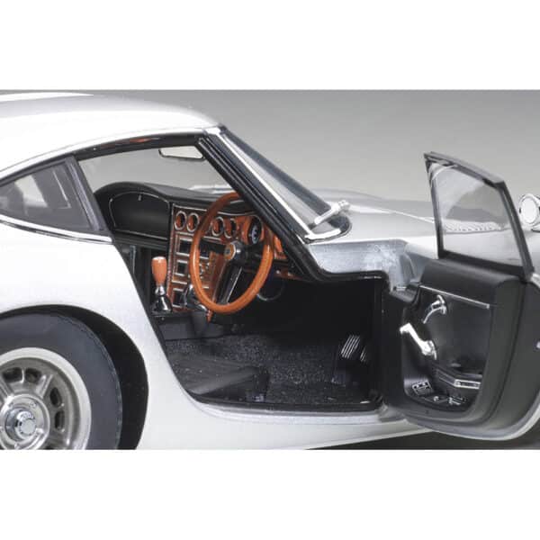 autoart - 1:18 toyota 2000gt (silver)