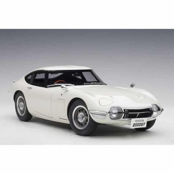 autoart - 1:18 toyota 2000gt (white)