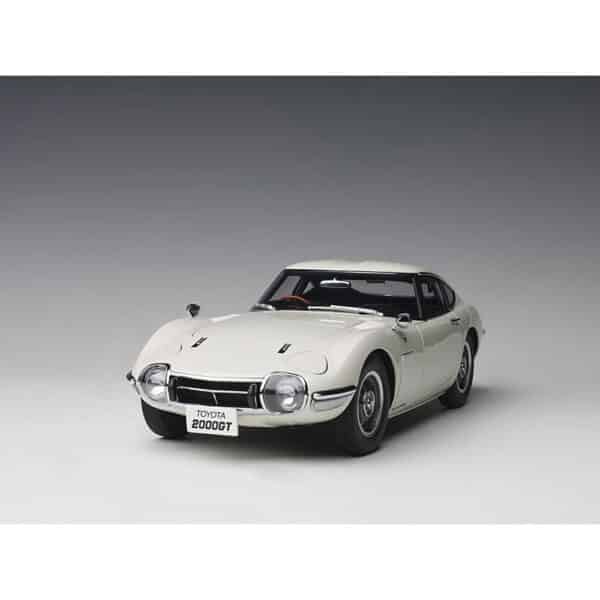 autoart - 1:18 toyota 2000gt (white)