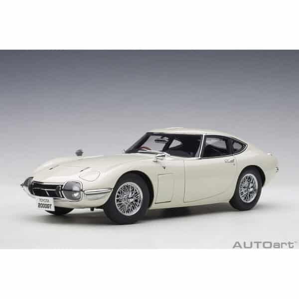 autoart - 1:18 toyota 2000gt (white with metal wire spoke wheels)