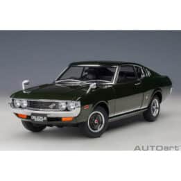 autoart - 1:18 toyota celica liftback 2000gt (ra25) 1973 (moss green)