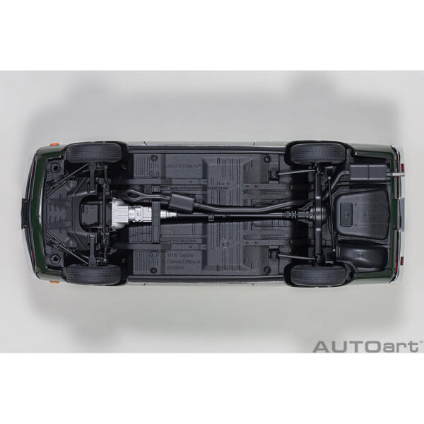 autoart - 1:18 toyota celica liftback 2000gt (ra25) 1973 (moss green)