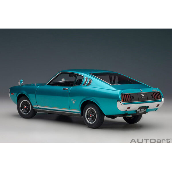 autoart - 1:18 toyota celica liftback 2000gt (ra25) 1973 (turquoise blue metallic)