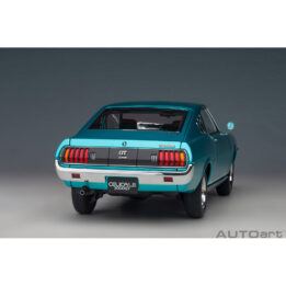 autoart - 1:18 toyota celica liftback 2000gt (ra25) 1973 (turquoise blue metallic)