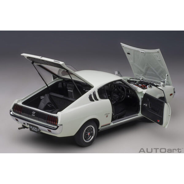 autoart - 1:18 toyota celica liftback 2000gt (ra25) 1973 (white)