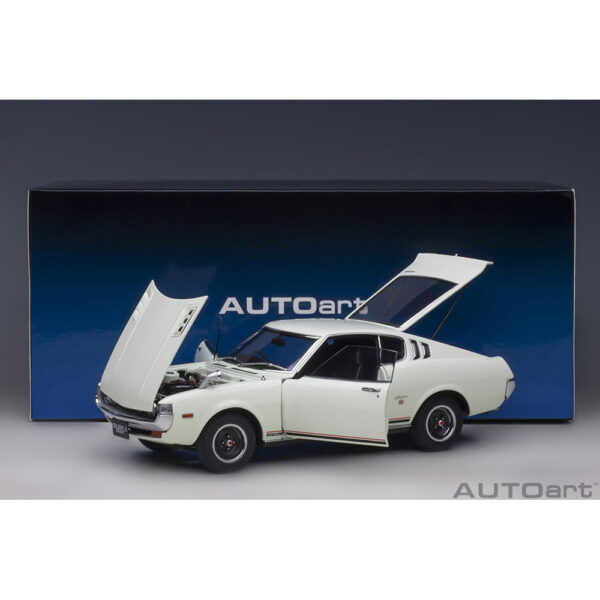 autoart - 1:18 toyota celica liftback 2000gt (ra25) 1973 (white)