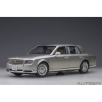 AUTOart - 1:18 Toyota Century with curtains (Silver)