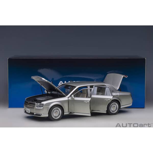 autoart - 1:18 toyota century with curtains (silver)