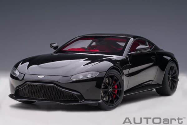 AUTOart 1:18 Aston Martin Vantage 2019 Jet Black (70275) Composite Model 13 AUTOart 1:18 Aston Martin Vantage 2019 Jet Black (70275) composite model – front three-quarter view