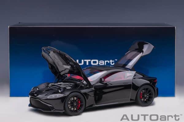 AUTOart 1:18 Aston Martin Vantage 2019 Jet Black (70275) composite model – in retail packaging