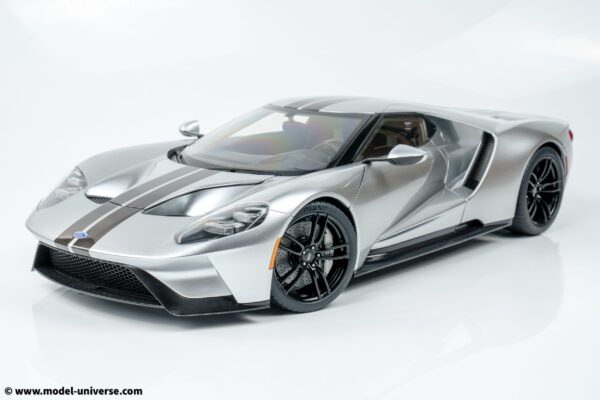AUTOart - 1:12 Ford GT 2017 Ignot Silver/Black Stripes - Composite Model 21 AUTOart - 1:12 Ford GT 2017 Ignot Silver/Black Stripes - Composite Model