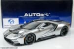 AUTOart - 1:12 Ford GT 2017 Ignot Silver/Black Stripes - Composite Model