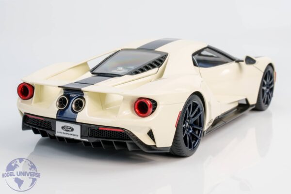 AUTOart - 1:18 Ford GT 2022 '64 Prototype Heritage Edition Wimbledon White - Composite Model 20 AUTOart - 1:18 Ford GT 2022 '64 Prototype Heritage Edition Wimbledon White - Composite Model