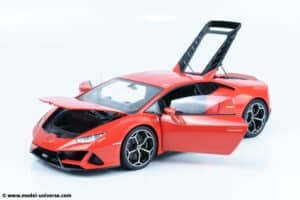 AUTOart - 1:18 Lamborghini Huracan Evo (Arancio Xanto) Orange - Composite Model