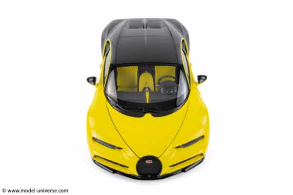AUTOart - 1:18 Bugatti Chiron (Yellow Molsheim/Nocturne Black) - Composite Model