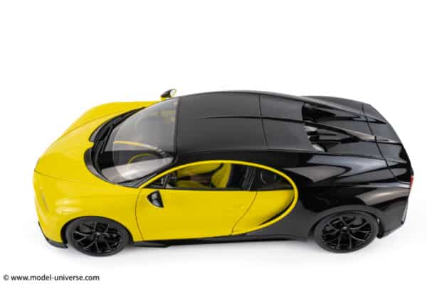 AUTOart - 1:18 Bugatti Chiron (Yellow Molsheim/Nocturne Black) - Composite Model