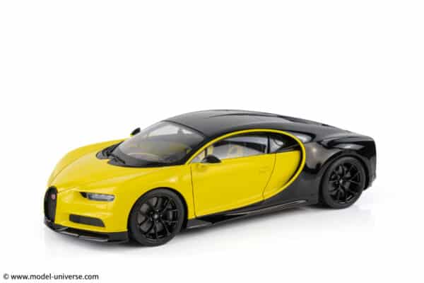 AUTOart - 1:18 Bugatti Chiron (Yellow Molsheim/Nocturne Black) - Composite Model
