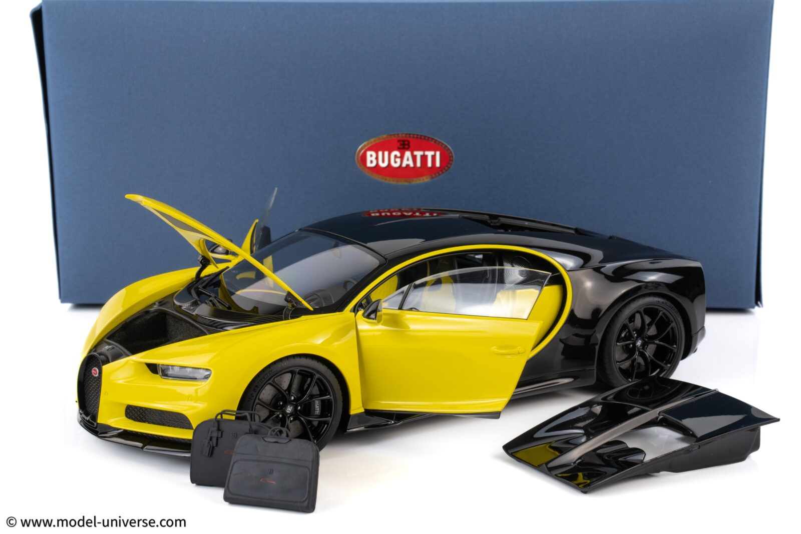 ミニカー autoart 1/18 Bugatti Chiron AUTOart - 1:18 Bugatti Chiron (Yellow Molsheim/Nocturne Black