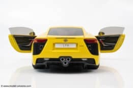 AUTOart - 1:18 Lexus LFA Pearl Yellow - Composite Model