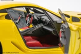 AUTOart - 1:18 Lexus LFA Pearl Yellow - Composite Model